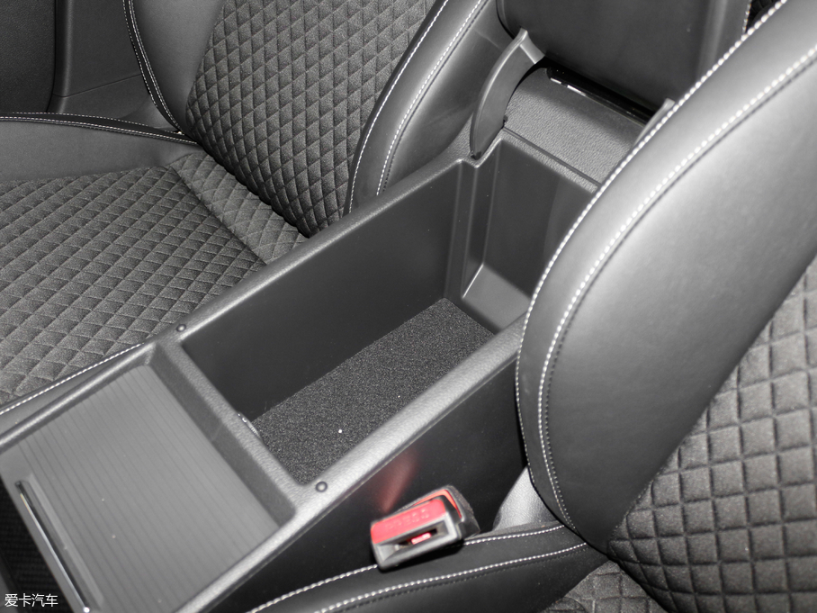 2018 330TSI DSGm (gu)V