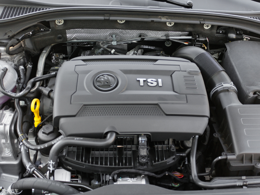 2018 330TSI DSGʰ V