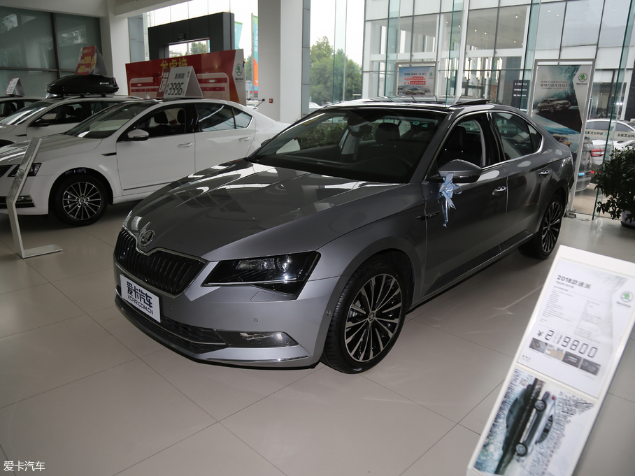 2018 330TSI DSGA (gu)V