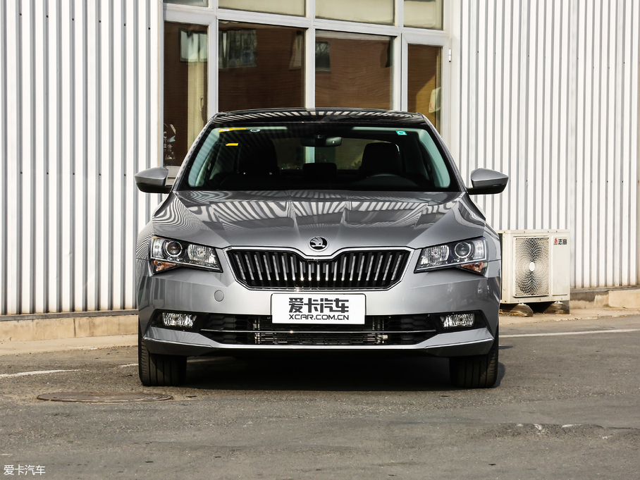 2018 330TSI DSGm (gu)VI