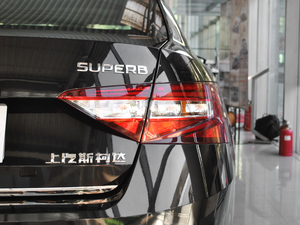 2018330TSI DSGA V β