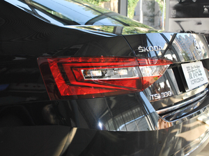 2018330TSI DSGA V (x)(ji)^