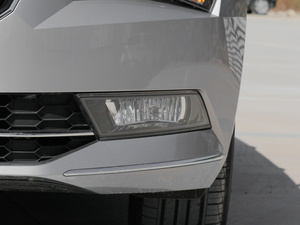 2018330TSI DSGm V ǰF