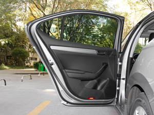 2018330TSI DSGm V ܇T