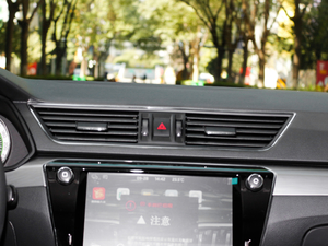 2018330TSI DSGm V {L