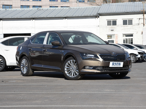 2018380TSI DSGŞ V w^