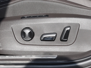 2018380TSI DSGŞ V {{