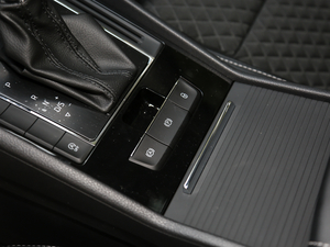 2018280TSI DSGm V v܇Ƅ