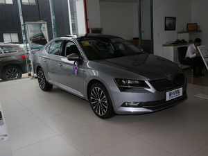 2018330TSI DSGA V w^