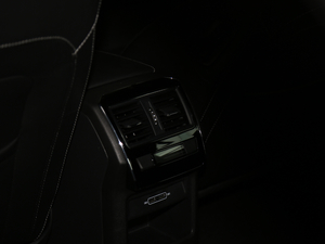 2018330TSI DSGA V п؅^(q)