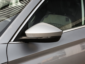 2018330TSI DSGm VI ^