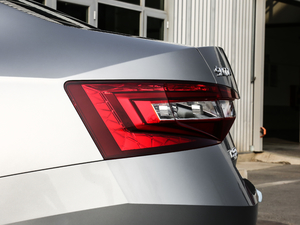 2018330TSI DSGm VI ^