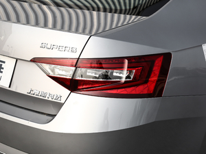 2018330TSI DSGm VI ^