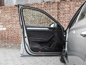 2018330TSI DSGm VI {λ܇T