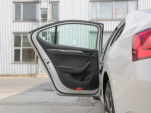 2018330TSI DSGA VI ܇T