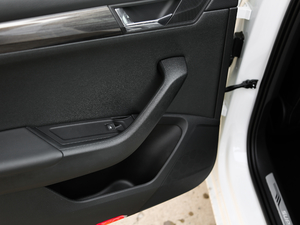 2018330TSI DSGA VI g