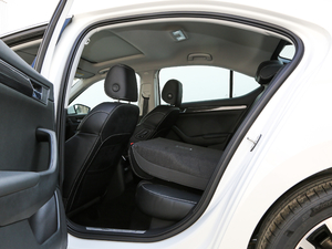 2018330TSI DSGA VI ηŵ