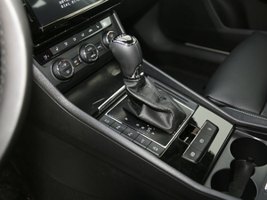 2018330TSI DSGA VI QU