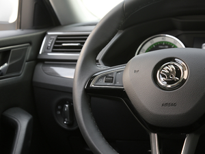 2018330TSI DSGA VI {