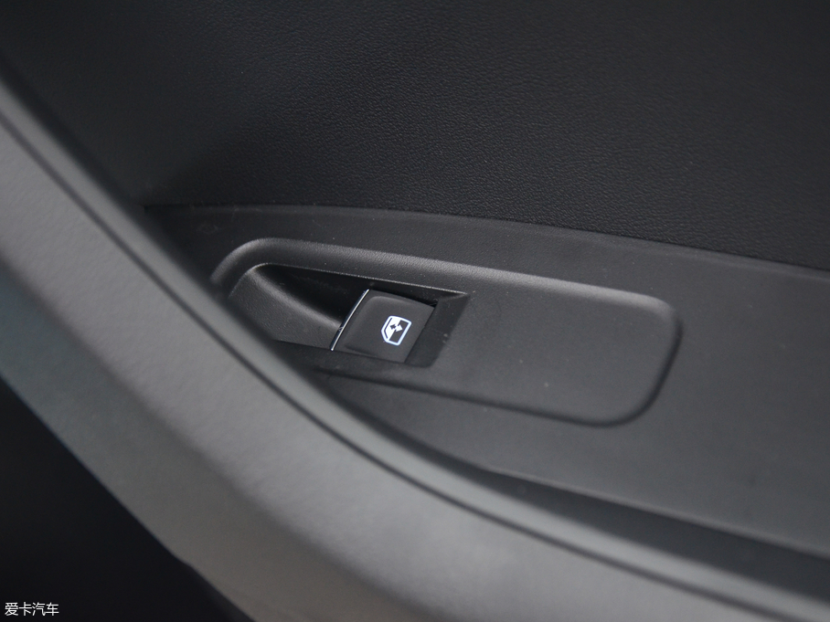 2018µρ TSI330 5A(yu)