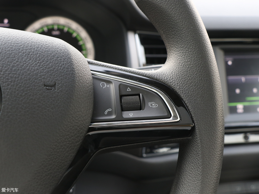 2018µρ Ŀ TSI330 5(q)m