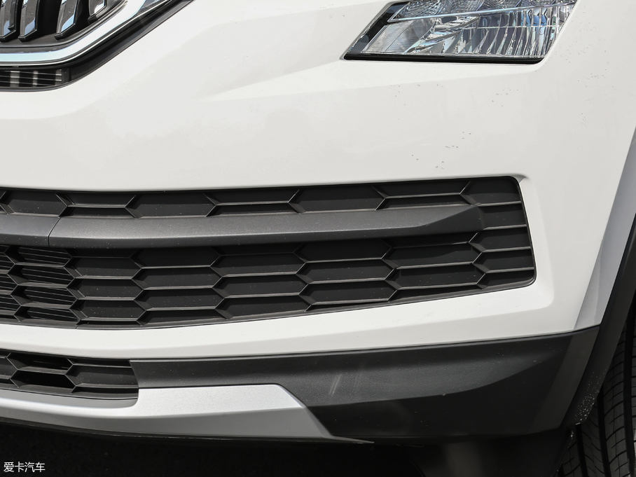 2018µρ Ŀ TSI330 5A