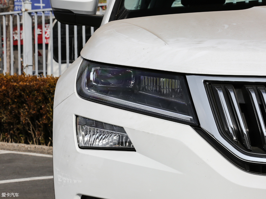 2018µρ Ŀ TSI330 5A