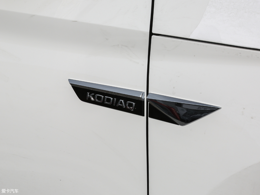 2018µρ Ŀ TSI330 5A