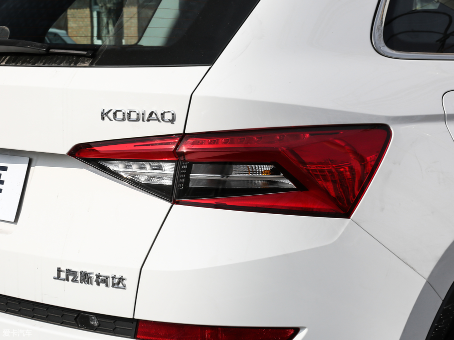 2018µρ Ŀ TSI330 5A