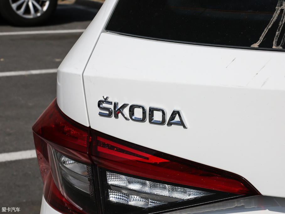 2018µρ Ŀ TSI330 5A