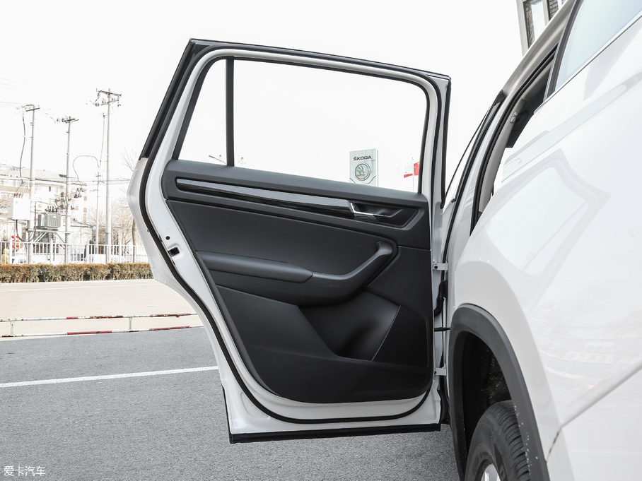 2018µρ Ŀ TSI330 5A