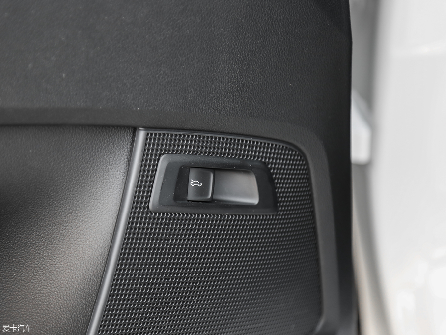 2018µρ Ŀ TSI330 5A