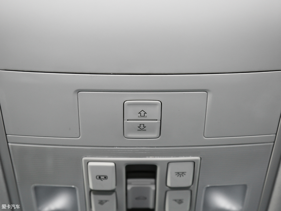 2018µρ Ŀ TSI330 5(q)A(yu)