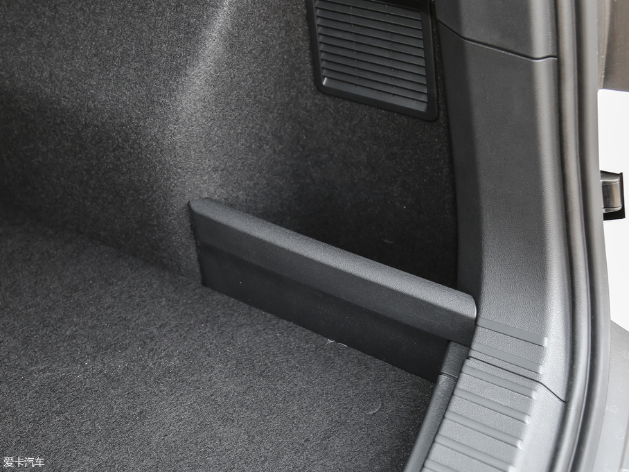 2018µρ Ŀ TSI330 5(q)A(yu)