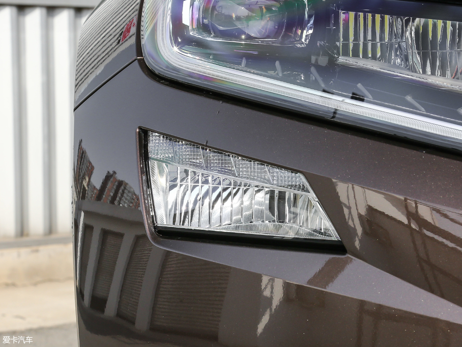 2018µρ Ŀ TSI330 7A