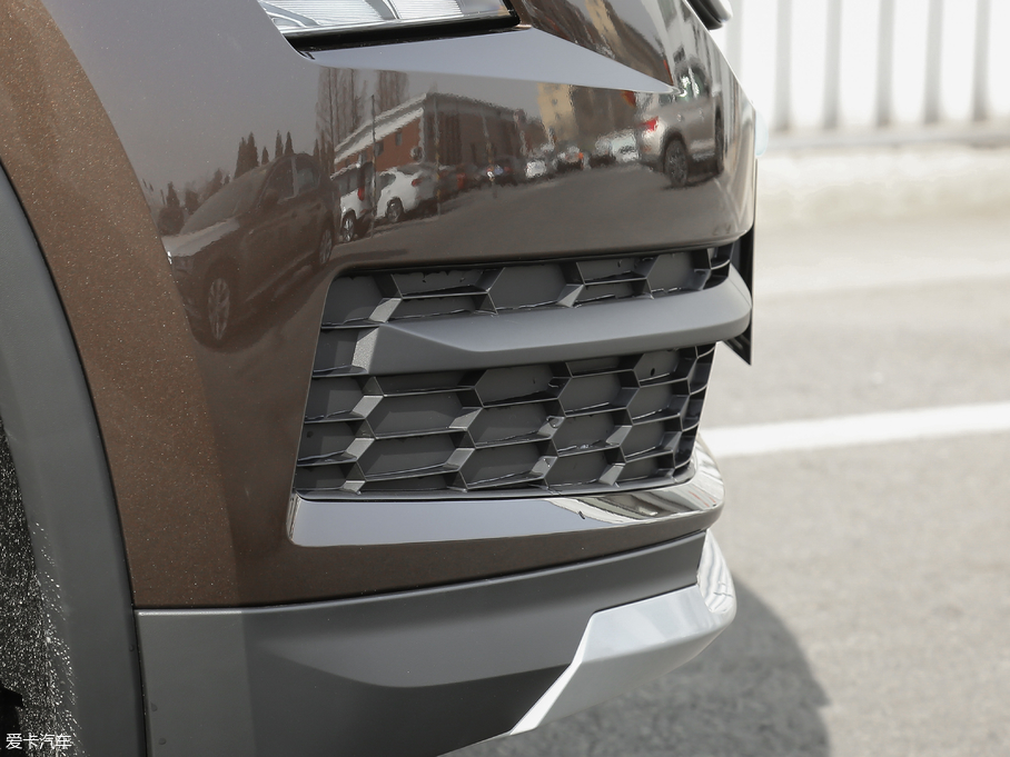 2018µρ Ŀ TSI330 7A