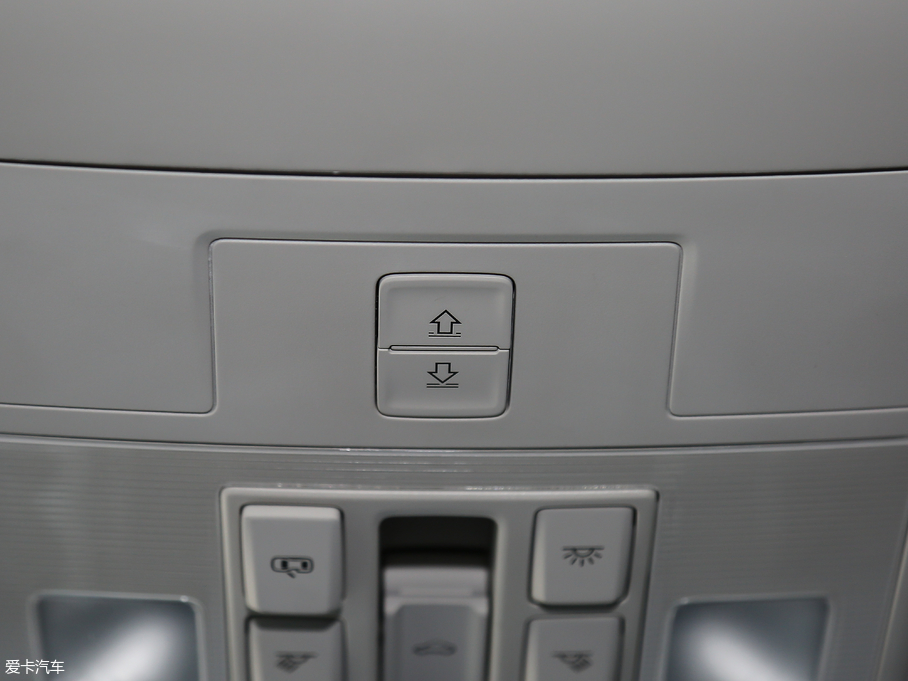 2018µρ Ŀ TSI330 7A