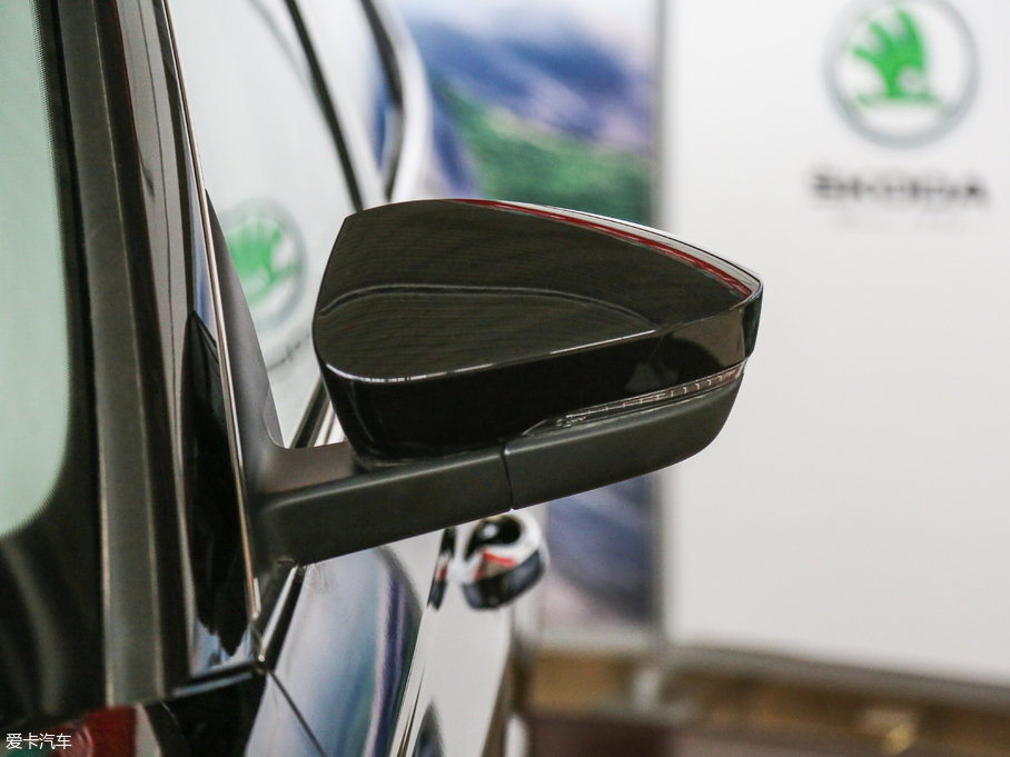 2018µρ Ŀ TSI330 7A