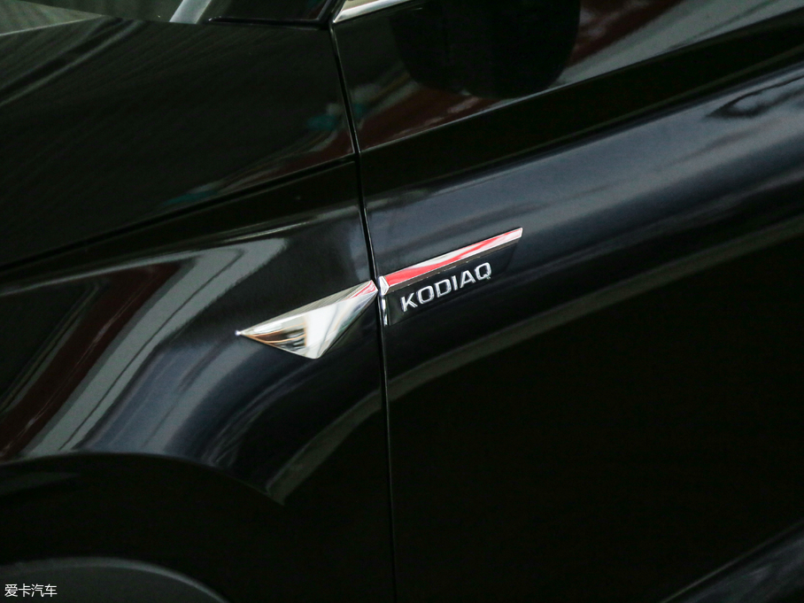 2018µρ Ŀ TSI330 7A