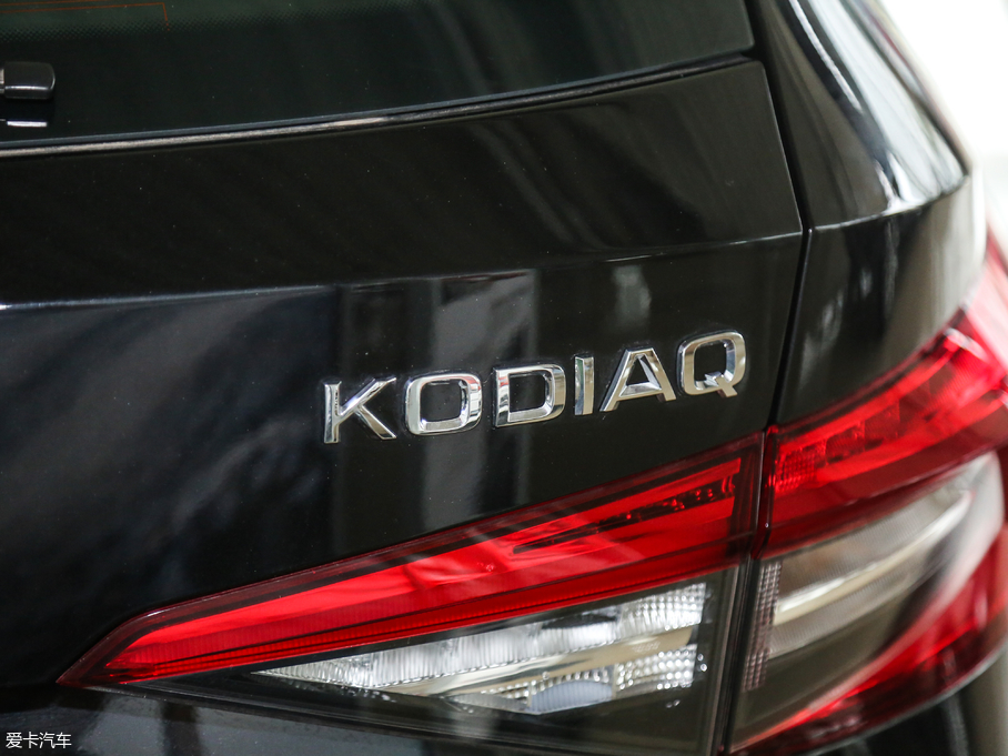 2018µρ Ŀ TSI330 7A