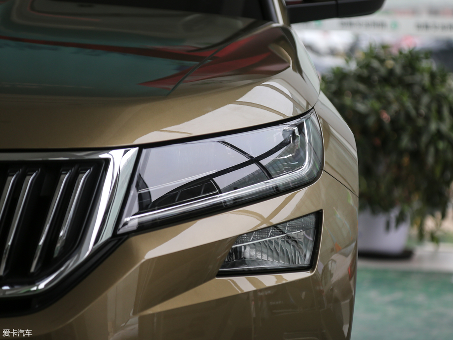 2018µρ Ŀ TSI330 5A