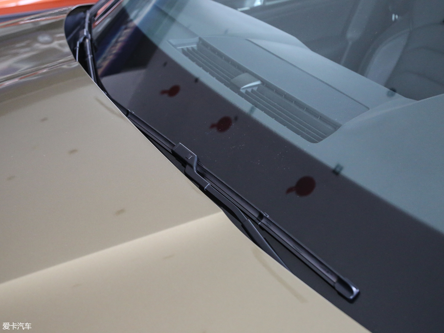 2018µρ Ŀ TSI330 5A