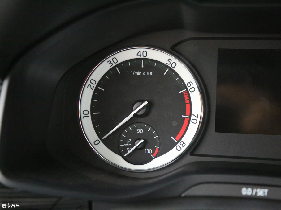 2018µρ Ŀ TSI330 5A