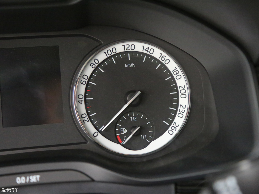 2018µρ Ŀ TSI330 5A