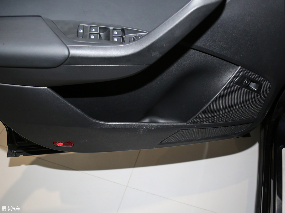 2018µρ Ŀ TSI330 5A