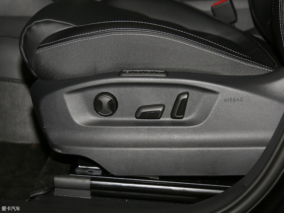 2018µρ Ŀ TSI330 5(q)A(yu)