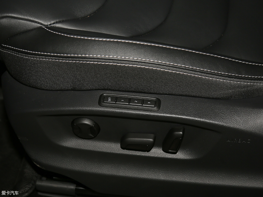 2018µρ Ŀ TSI330 5A