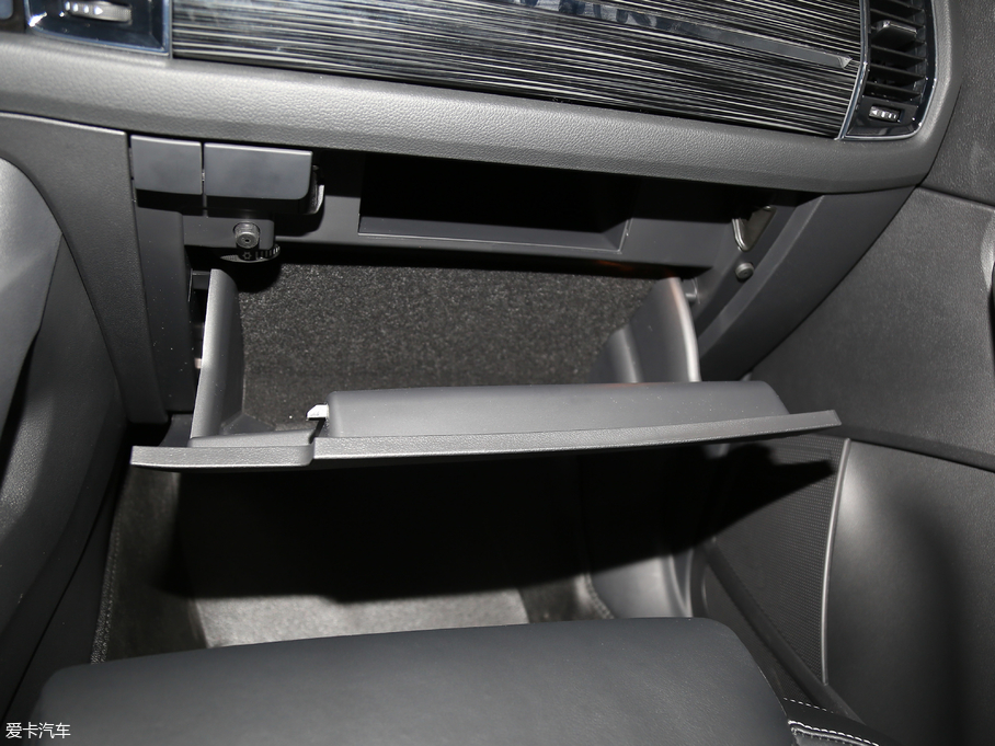 2018µρ Ŀ TSI330 5A