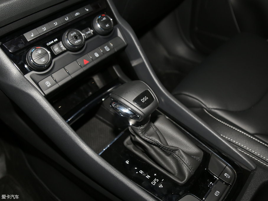 2018µρ Ŀ TSI330 5(q)A(yu)