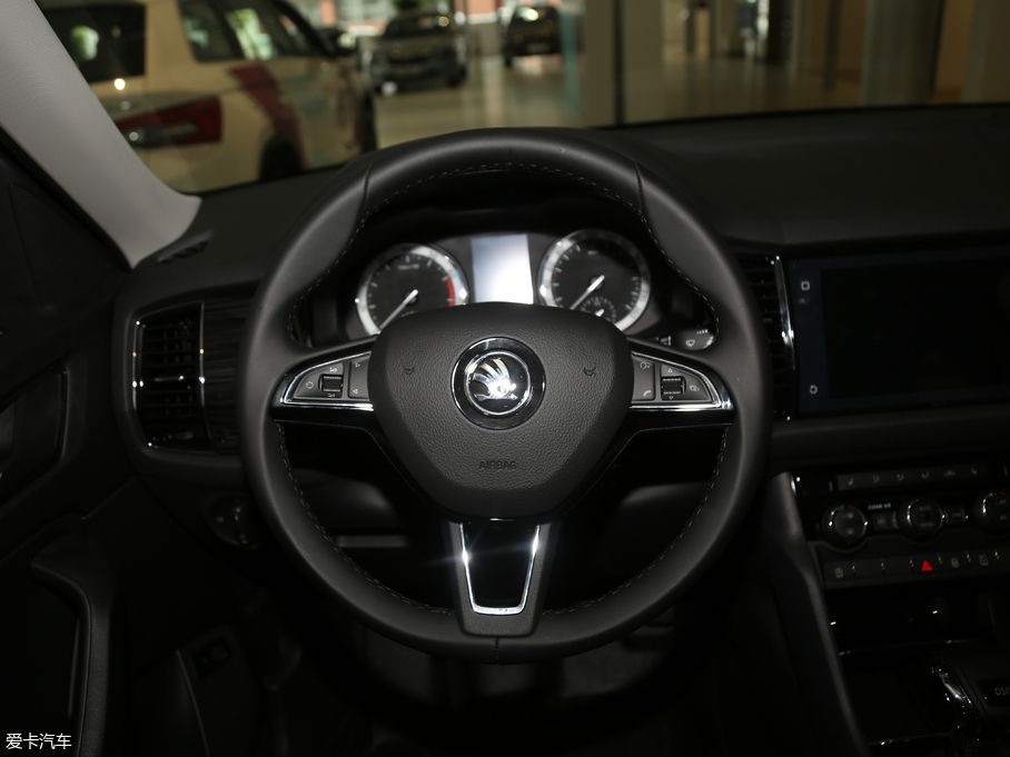 2018µρ Ŀ TSI330 5A